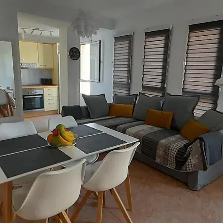 Ocean Apartment *